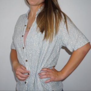 Women's bue and white paisley silk button up